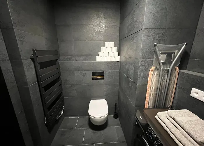 Champion Iii Apartment